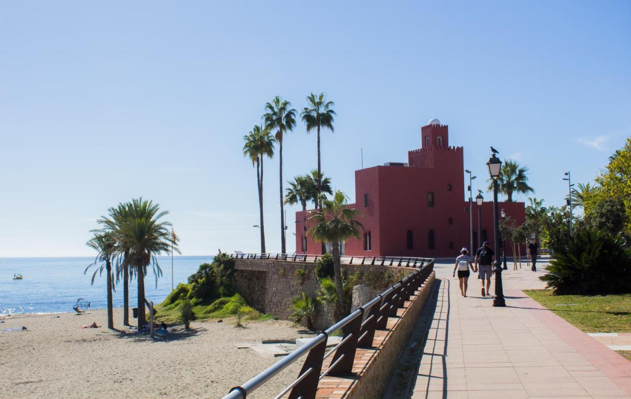 Aloha Playa Apartment With Ocean Views And Pools Benalmádena Eksteriør bilde